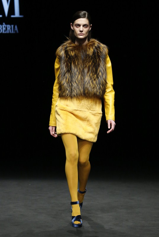 fox-yellow-fur